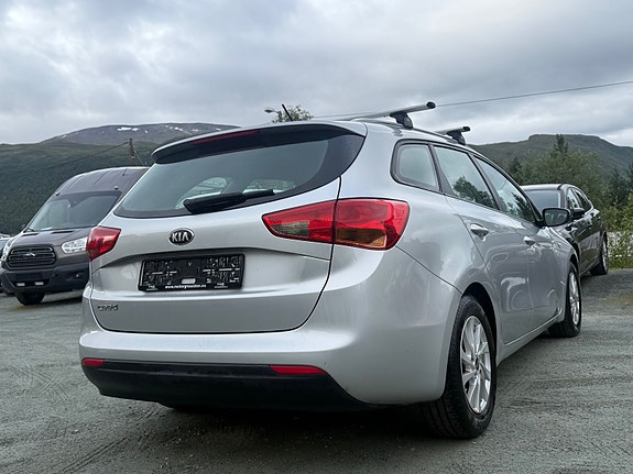 Kia Ceed 4 of 22