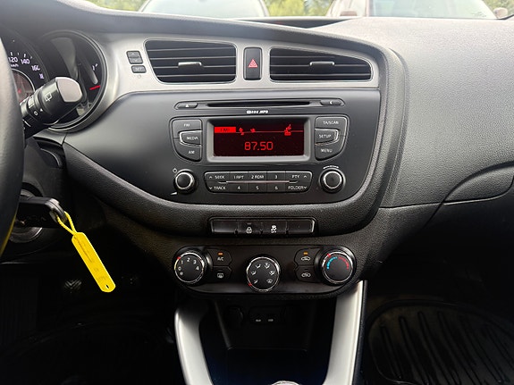 Kia Ceed 17 of 22