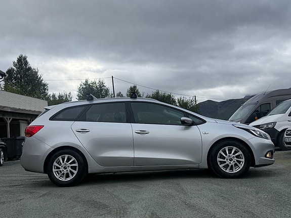 Kia Ceed 3 of 22