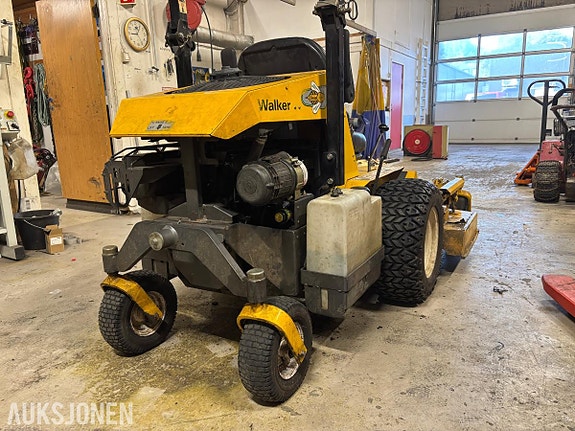 Walker diesel sitteklipper – 132 cm klippebredde MBSYEU 3 of 21