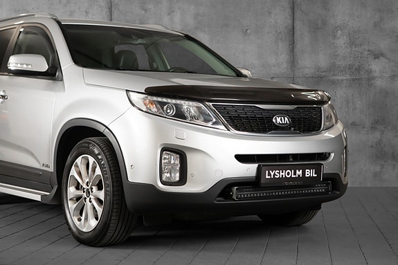 Kia Sorento 6 of 28