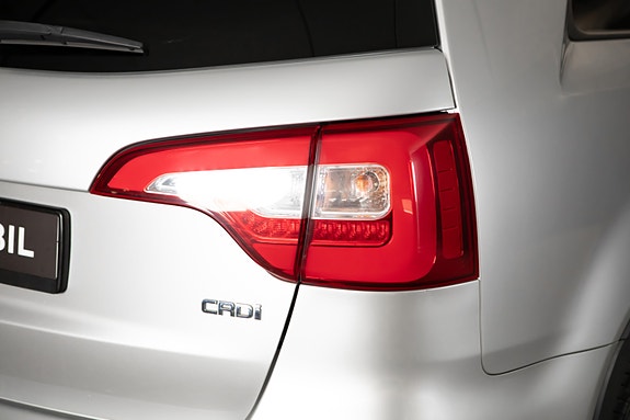 Kia Sorento 10 of 28