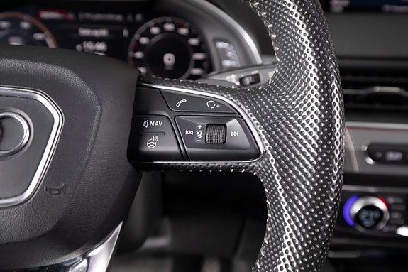 Audi Q7 20 of 24