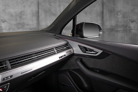 Audi Q7 16 of 24