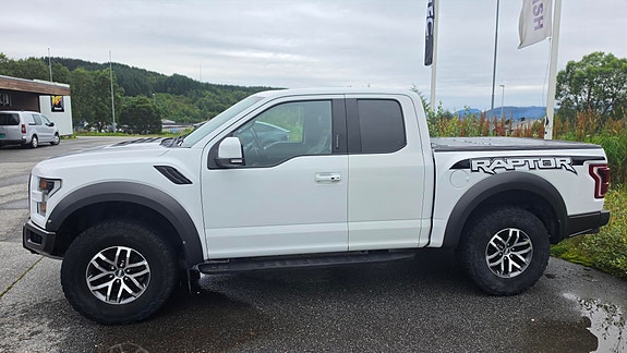 Ford F-150 18 of 30