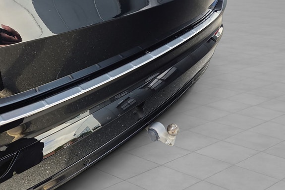 Volvo XC90 8 of 18