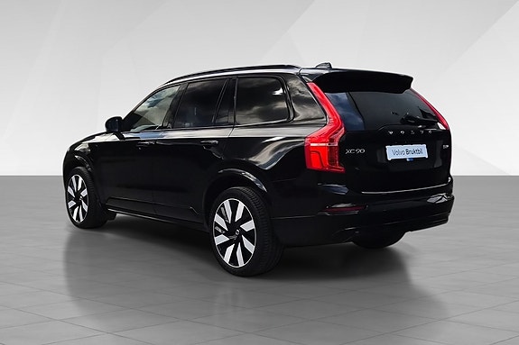Volvo XC90 4 of 18