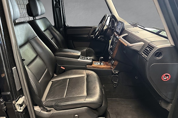 Mercedes-Benz G350 d 11 of 30