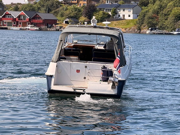 Marex 290 Ankervinsj akter. Baugpropell. Nytt drev 2024 (110 timer). 4 of 30