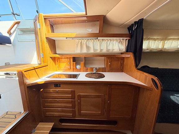 Marex 290 Ankervinsj akter. Baugpropell. Nytt drev 2024 (110 timer). 22 of 30