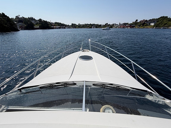Marex 290 Ankervinsj akter. Baugpropell. Nytt drev 2024 (110 timer). 9 of 30