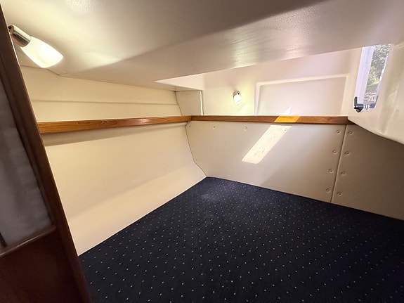Marex 290 Ankervinsj akter. Baugpropell. Nytt drev 2024 (110 timer). 29 of 30