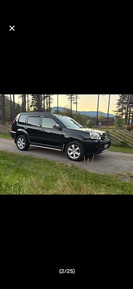 Nissan X-Trail 2 of 10