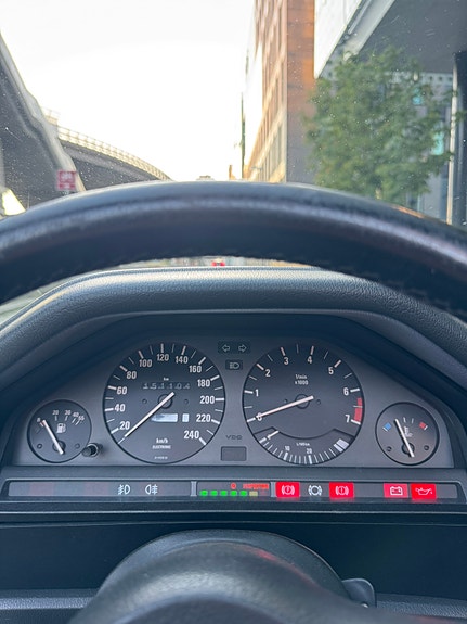 BMW 325i 19 of 21