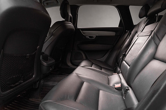 Volvo V90 14 of 29