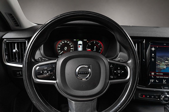 Volvo V90 21 of 29