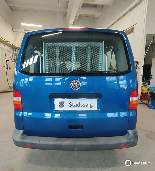 Volkswagen Transporter 7 of 10