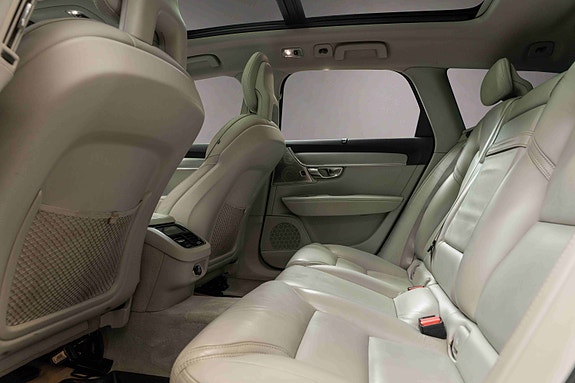 Volvo V90 15 of 30