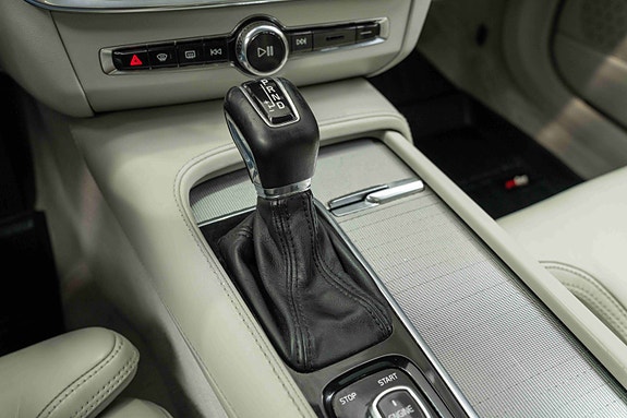 Volvo V90 30 of 30