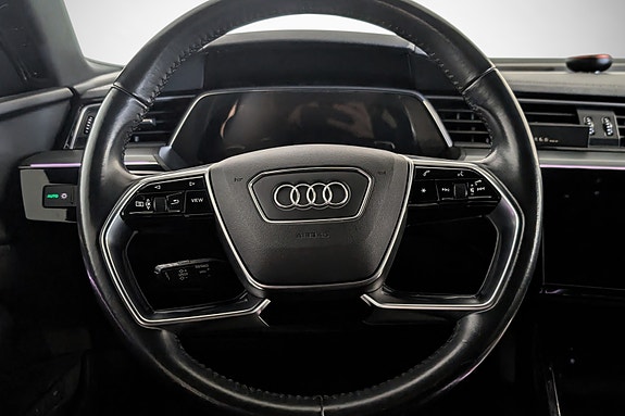 Audi e-tron Sportback 14 of 27