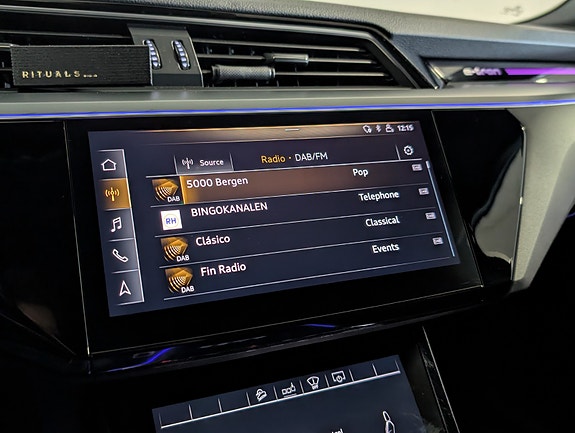 Audi e-tron Sportback 18 of 27