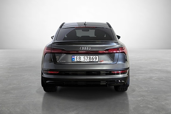 Audi e-tron Sportback 7 of 27