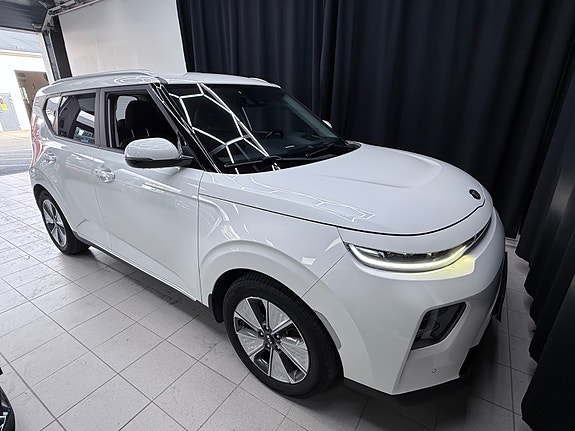 Kia e-Soul 9 of 30