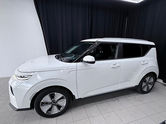 Kia e-Soul 4 of 30