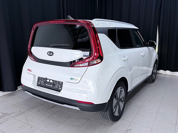 Kia e-Soul 6 of 30