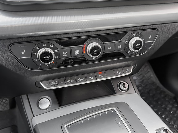 Audi Q5 20 of 30