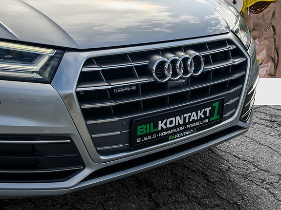 Audi Q5 4 of 30