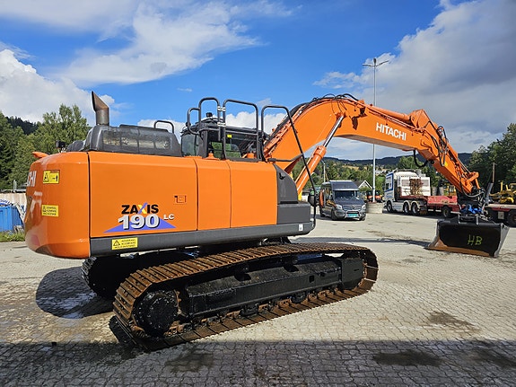 Hitachi ZX 190 LC-6, Vi tar alt tenkelig i innbytte, bare kom med forslag 3 of 30
