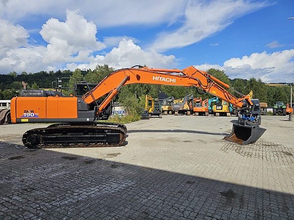 Hitachi ZX 190 LC-6, Vi tar alt tenkelig i innbytte, bare kom med forslag 2 of 30