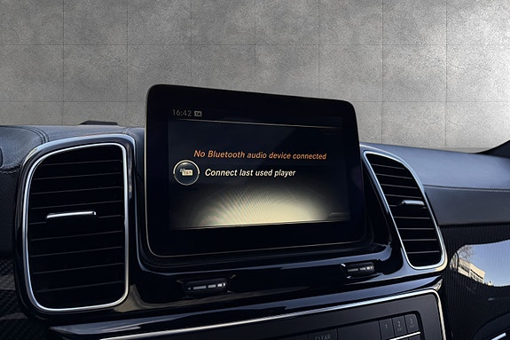 Mercedes-Benz GLE63 13 of 18