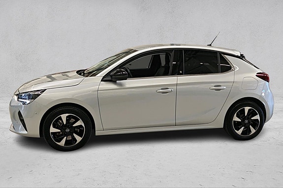 Opel Corsa-e 2 of 28