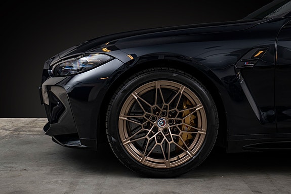 BMW M4 4 of 27