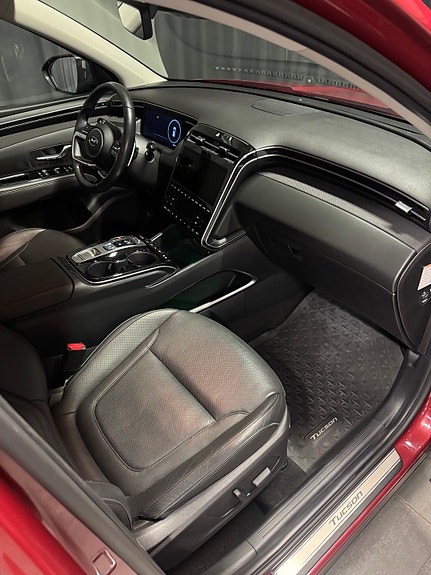 Hyundai Tucson 18 of 30