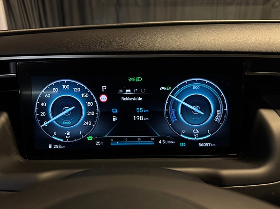 Hyundai Tucson 28 of 30