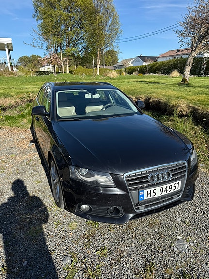 Audi A4 2 of 25