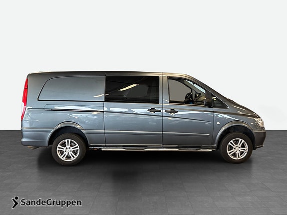 Mercedes-Benz Viano 6 of 15