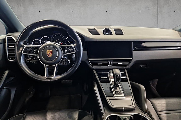 Porsche Cayenne Coupe 13 of 20