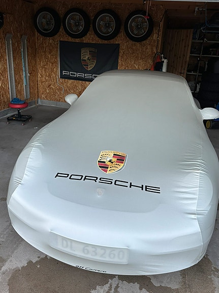 Porsche 911 20 of 26