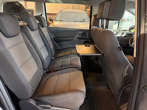 Volkswagen Sharan 12 of 23