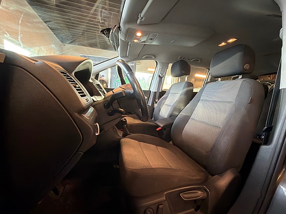 Volkswagen Sharan 6 of 23
