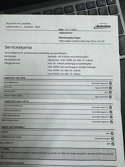 Volkswagen Caddy Maxi 29 of 30