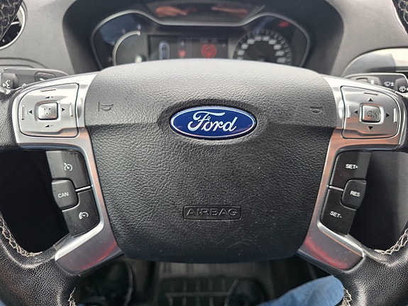 Ford S-MAX 15 of 25