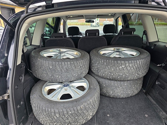 Ford S-MAX 24 of 25
