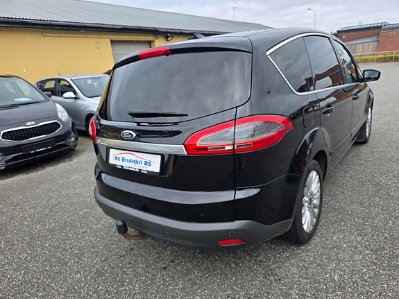 Ford S-MAX 6 of 25