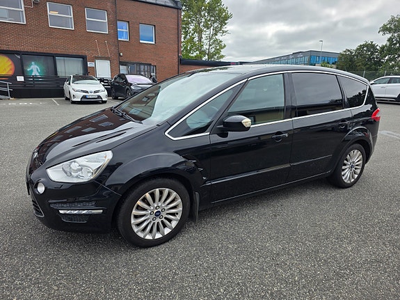 Ford S-MAX 10 of 25