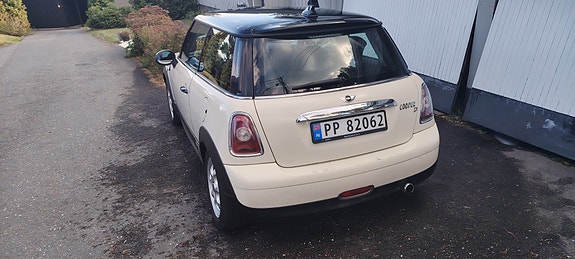 MINI Cooper 4 of 19